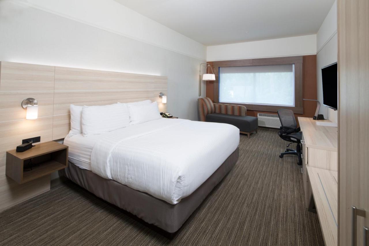 Holiday Inn Express & Suites La Porte By Ihg Exterior foto